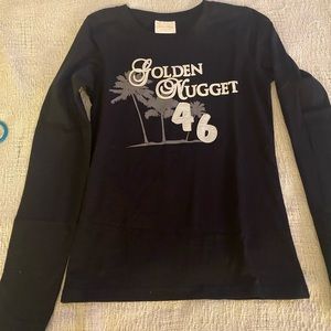 Golden nugget tee L/XL